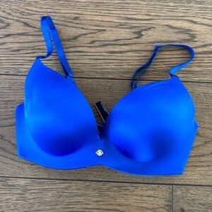 Victoria’s Secret padded 34D bra in electric blue